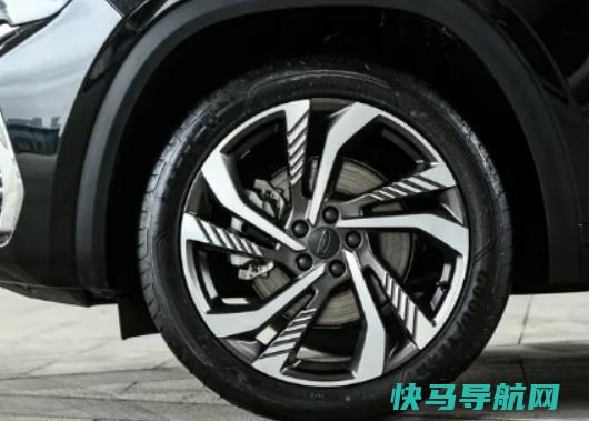 汽车前后轮胎压可以不一样吗？汽车轮胎螺丝拆完为什么拔不出来
